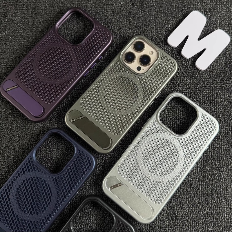 Heat Dissipation Mesh Breathable Case - Compatible with iPhone 18 Cellular Mesh